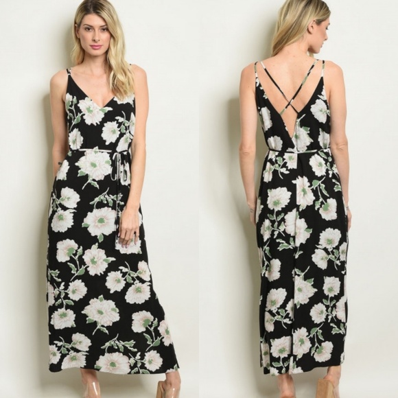 Dresses & Skirts - Black floral maxi dress